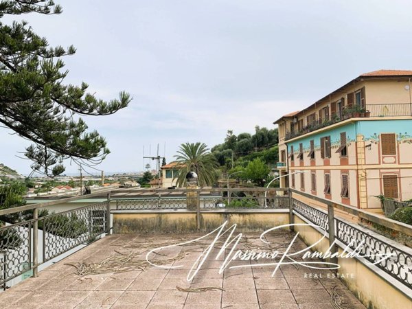 appartamento in vendita a Taggia