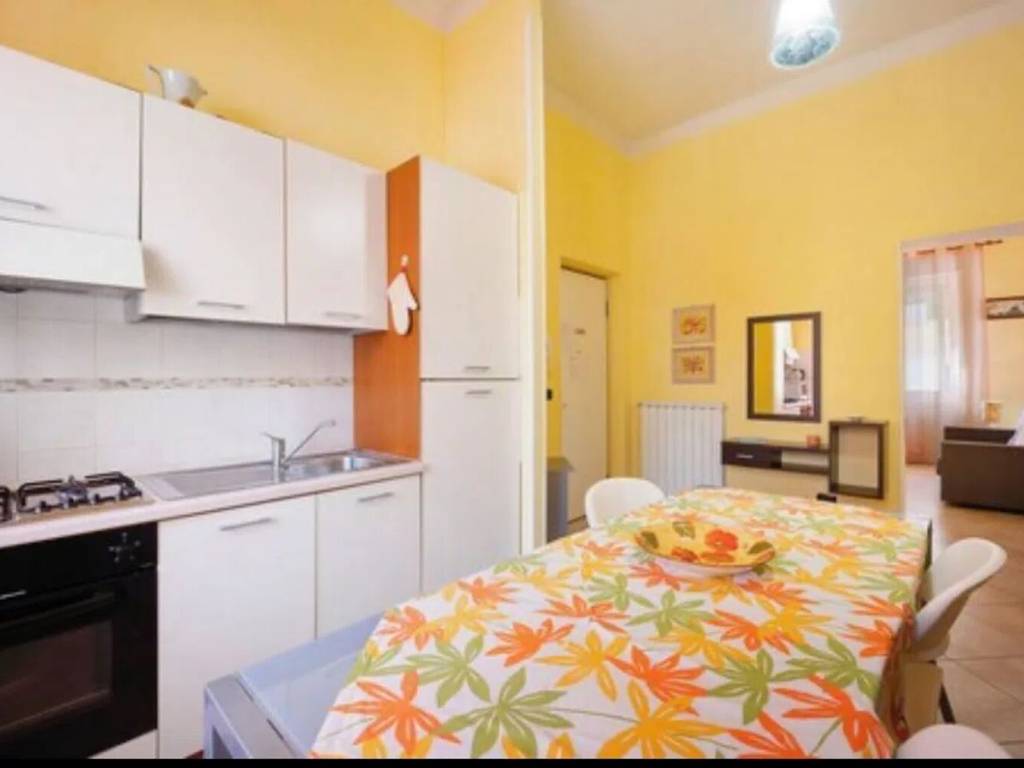 appartamento in vendita a Taggia in zona Arma di Taggia