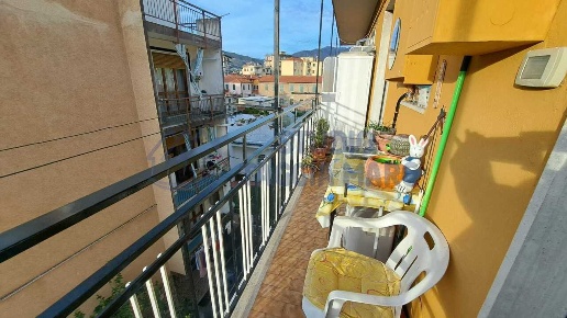 appartamento in vendita a Taggia in zona Arma di Taggia
