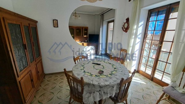 appartamento in vendita a Taggia in zona Arma di Taggia