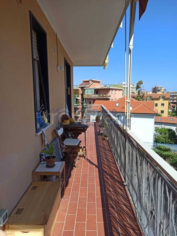 appartamento in vendita a Taggia in zona Arma di Taggia