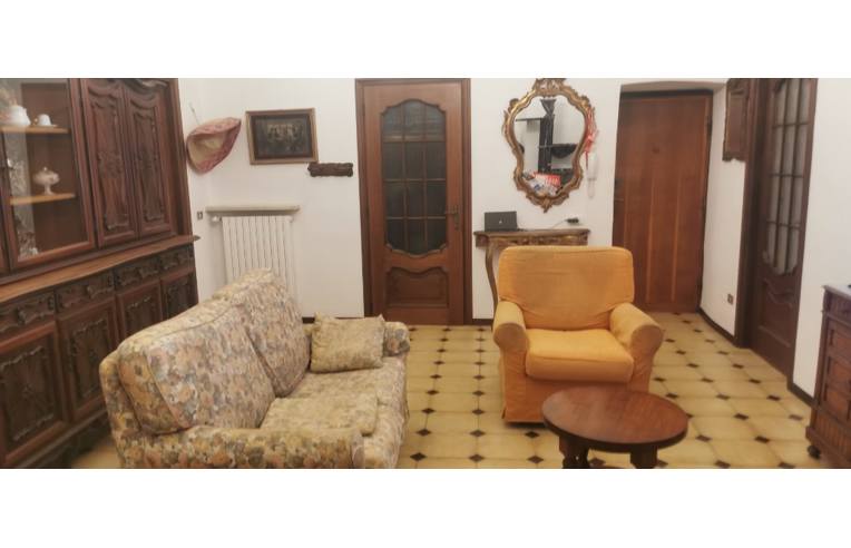 appartamento in vendita a Taggia in zona Arma di Taggia