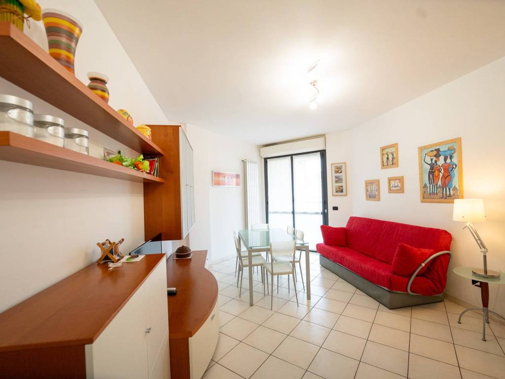 appartamento in vendita a Taggia in zona Arma di Taggia