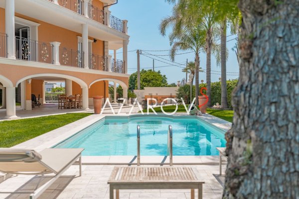 casa indipendente in vendita a Taggia in zona Arma di Taggia