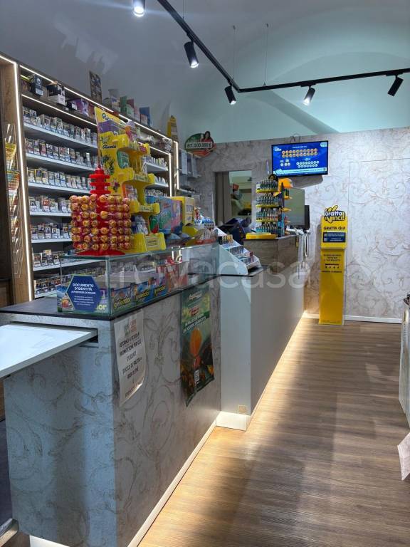 negozio in vendita a Taggia