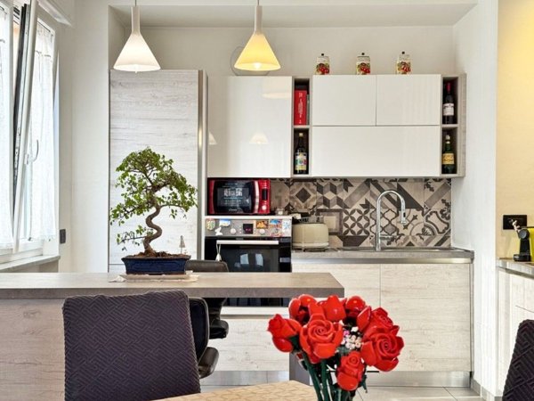 appartamento in vendita a Taggia in zona Arma di Taggia