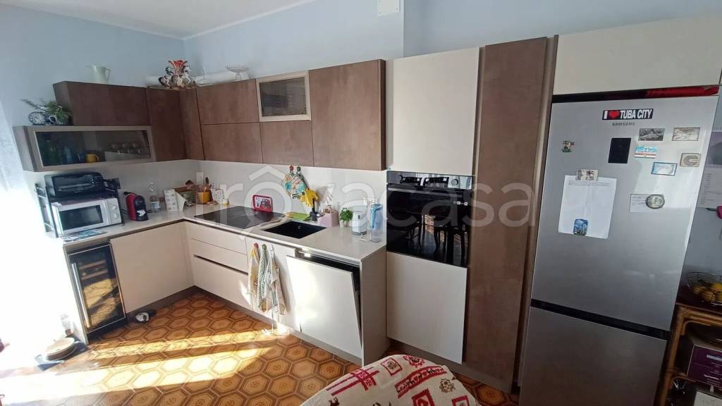 appartamento in vendita a Taggia in zona Arma di Taggia