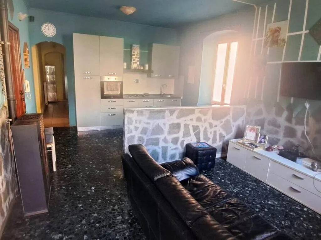 appartamento in vendita a Taggia in zona Arma di Taggia