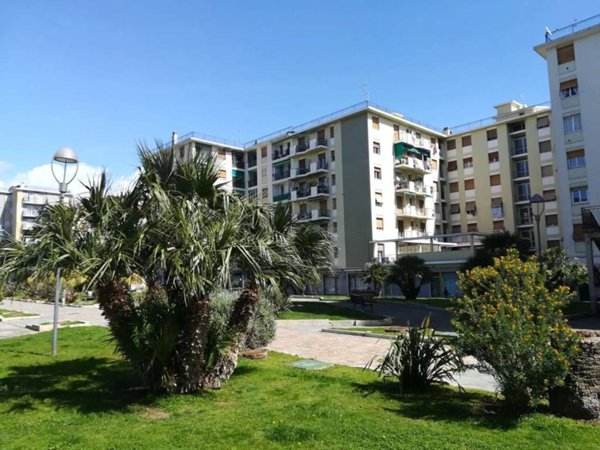 appartamento in vendita a Taggia in zona Arma di Taggia