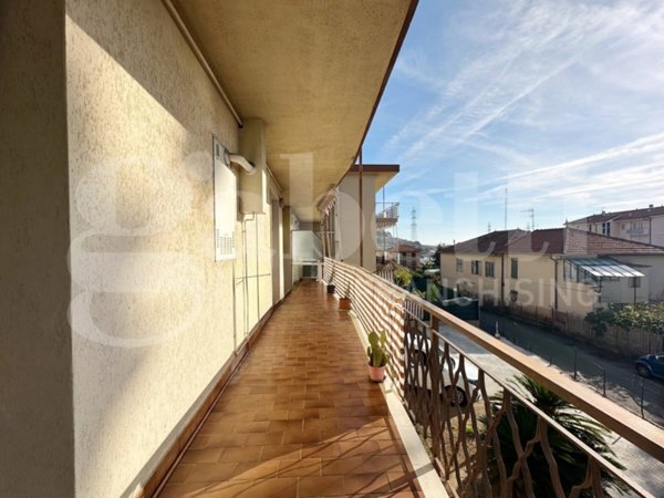 appartamento in vendita a Taggia in zona Arma di Taggia