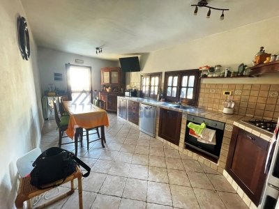 casa indipendente in vendita a Taggia