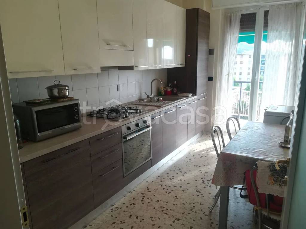 appartamento in vendita a Taggia in zona Arma di Taggia