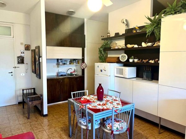 appartamento in vendita a Taggia in zona Arma di Taggia