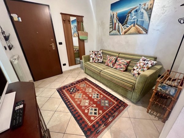 appartamento in vendita a Taggia in zona Arma di Taggia