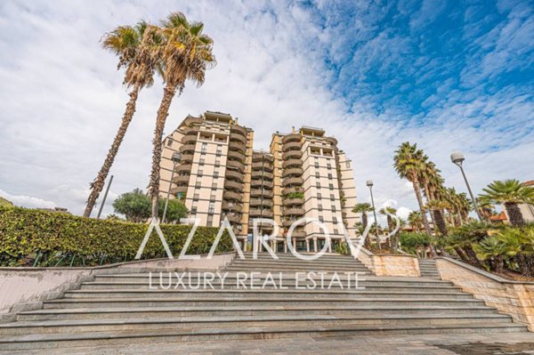 appartamento in vendita a Taggia in zona Arma di Taggia