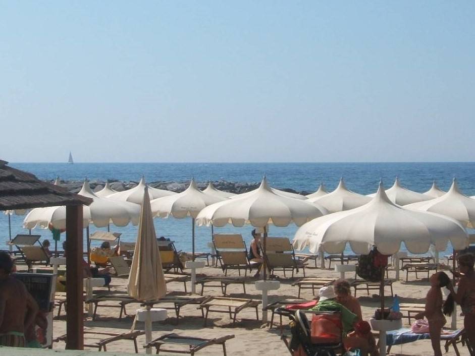 appartamento in vendita a Taggia in zona Arma di Taggia