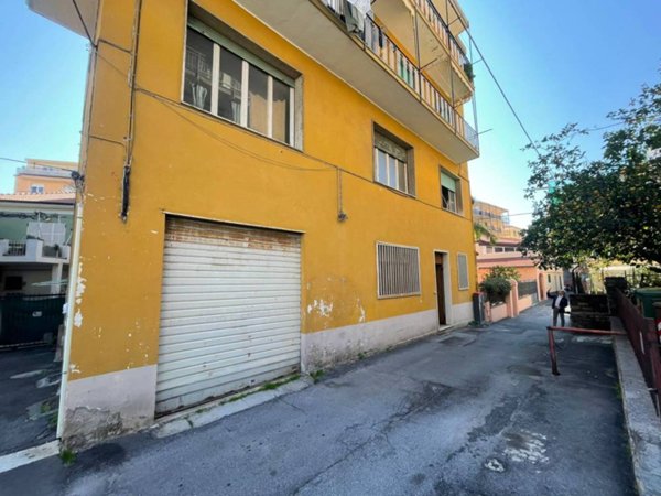 appartamento in vendita a Taggia in zona Arma di Taggia