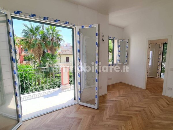 appartamento in vendita a Taggia in zona Arma di Taggia