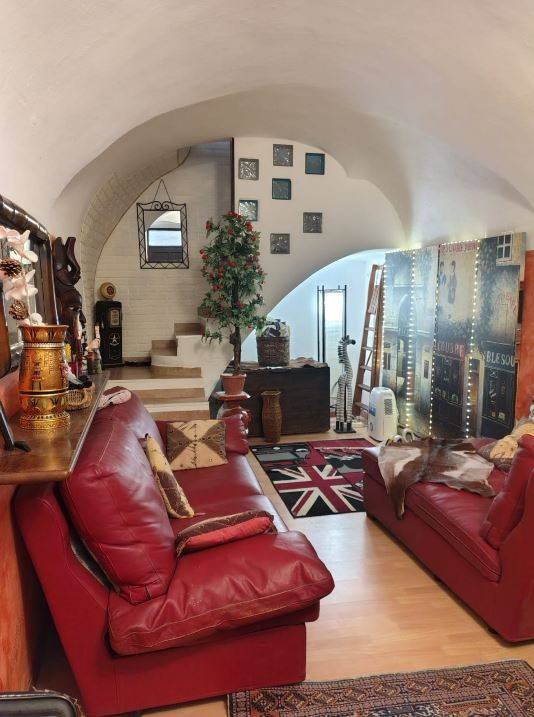 casa indipendente in vendita a Taggia