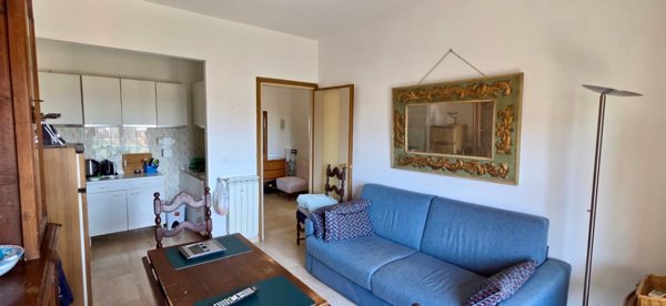 appartamento in vendita a Taggia in zona Arma di Taggia