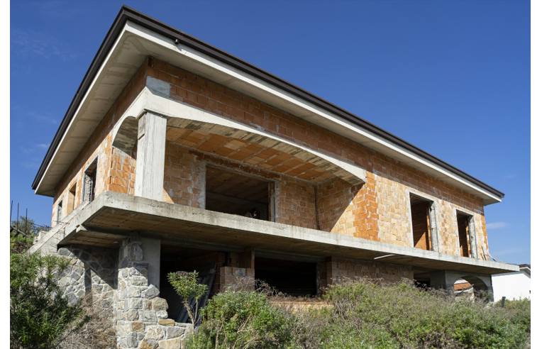 casa indipendente in vendita a Taggia in zona Arma di Taggia