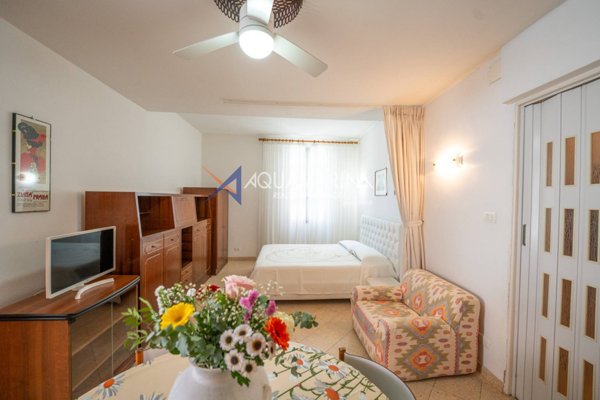 appartamento in vendita a Taggia in zona Arma di Taggia