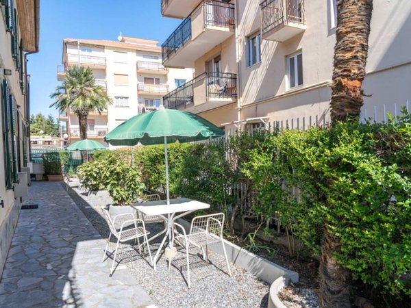 appartamento in vendita a Taggia in zona Arma di Taggia