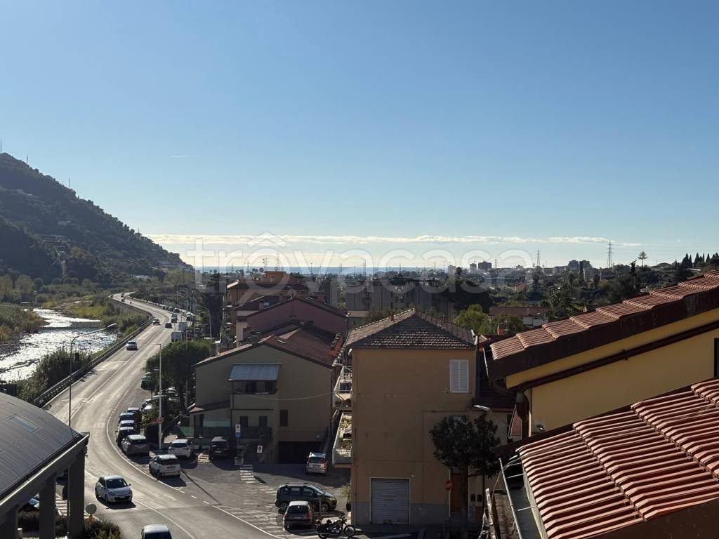 appartamento in vendita a Taggia