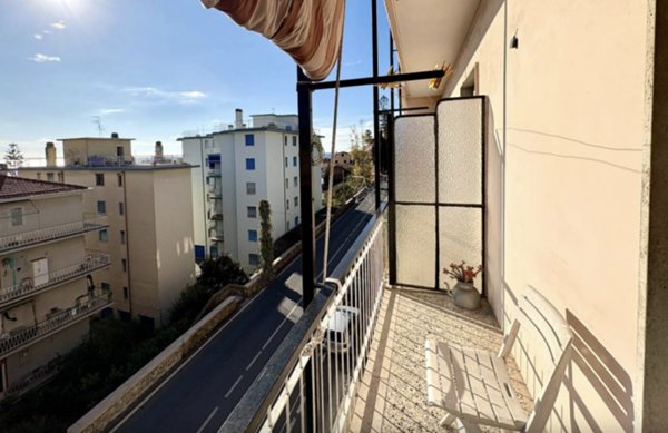 appartamento in vendita a Taggia in zona Arma di Taggia