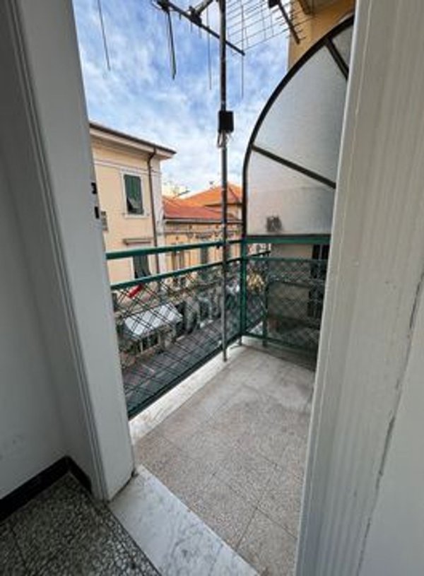 appartamento in vendita a Taggia in zona Arma di Taggia