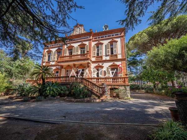 casa indipendente in vendita a Taggia in zona Arma di Taggia