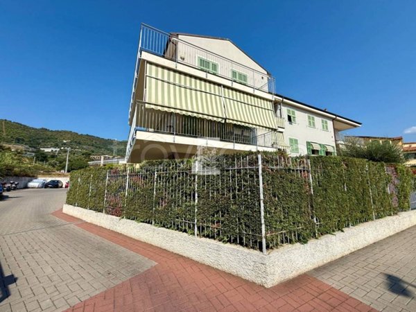 appartamento in vendita a Taggia in zona Levà