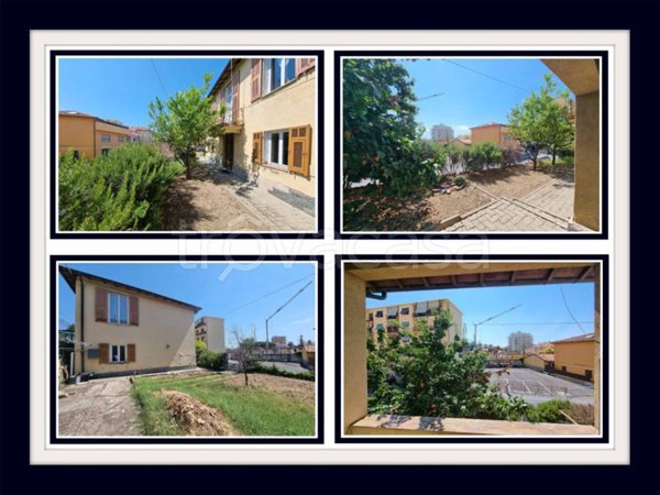 casa indipendente in vendita a Taggia in zona Arma di Taggia