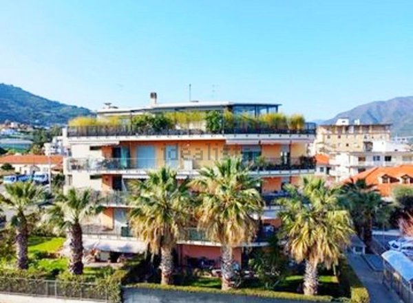 appartamento in vendita a Taggia in zona Levà