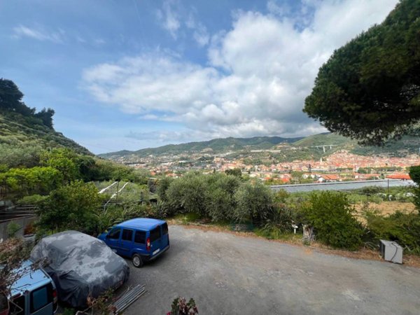 appartamento in vendita a Taggia