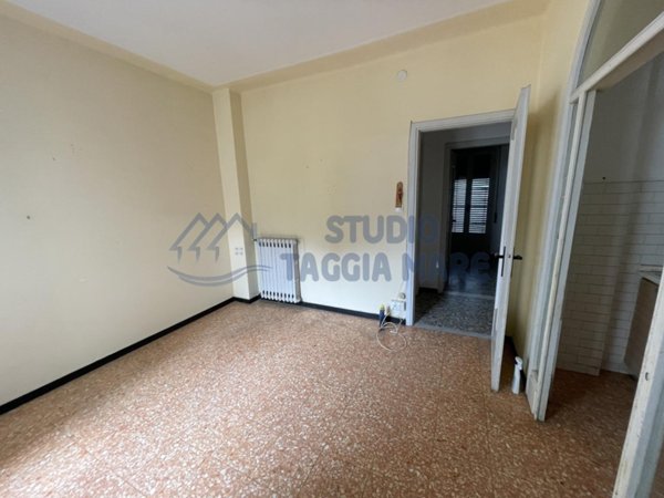 appartamento in vendita a Taggia in zona Arma di Taggia