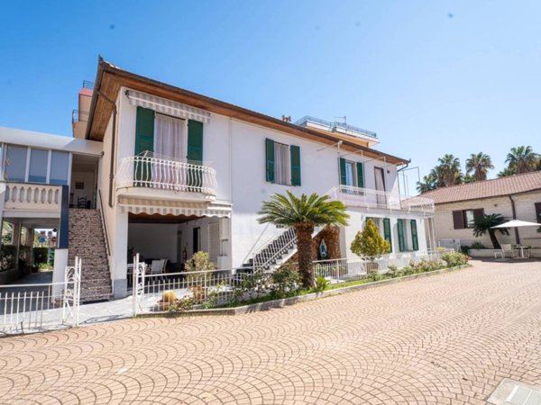 appartamento in vendita a Taggia