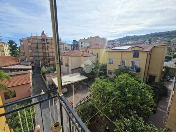 appartamento in vendita a Taggia in zona Arma di Taggia