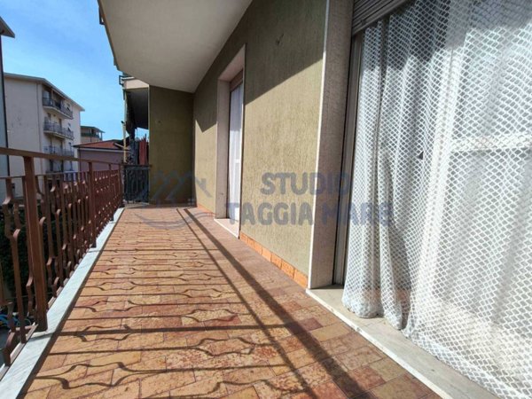 appartamento in vendita a Taggia in zona Arma di Taggia