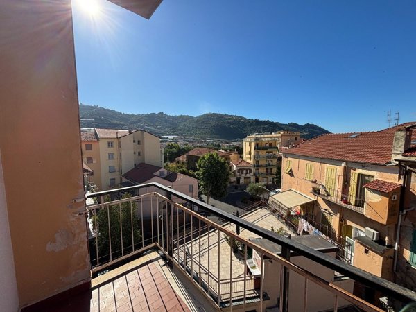 appartamento in vendita a Taggia