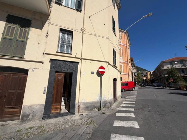 appartamento in vendita a Taggia in zona Borghi