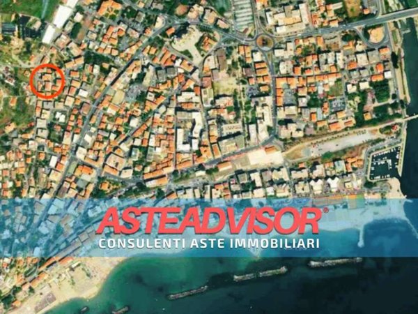 appartamento in vendita a Taggia in zona Arma di Taggia