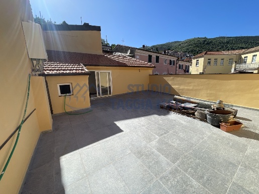 appartamento in vendita a Taggia