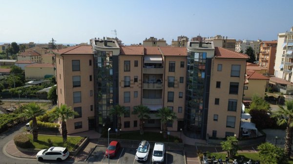appartamento in vendita a Taggia in zona Arma di Taggia