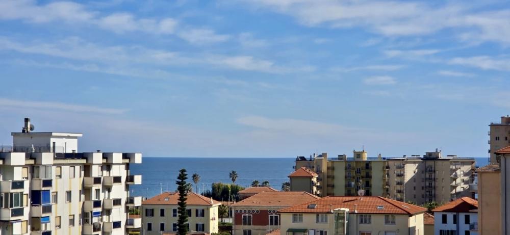 appartamento in vendita a Taggia in zona Arma di Taggia
