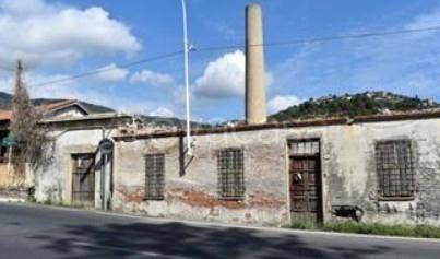 casa indipendente in vendita a Taggia in zona Levà