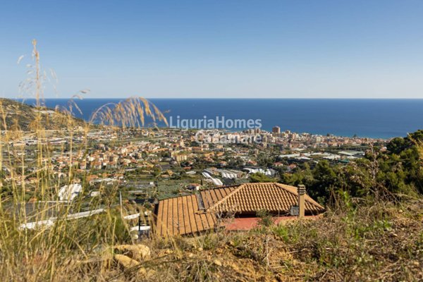 casa indipendente in vendita a Taggia in zona Borghi