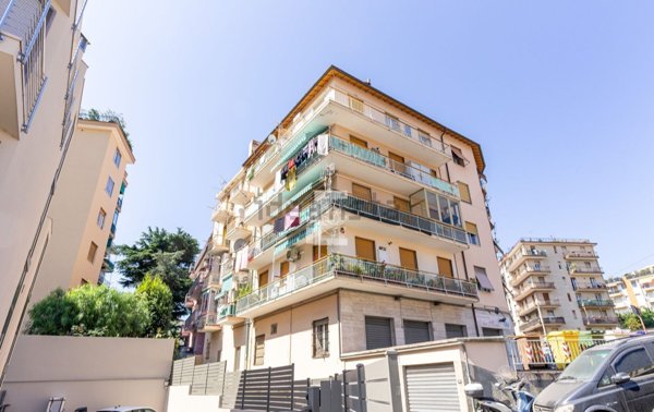 appartamento in vendita a Taggia in zona Arma di Taggia