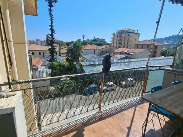 appartamento in vendita a Taggia in zona Arma di Taggia