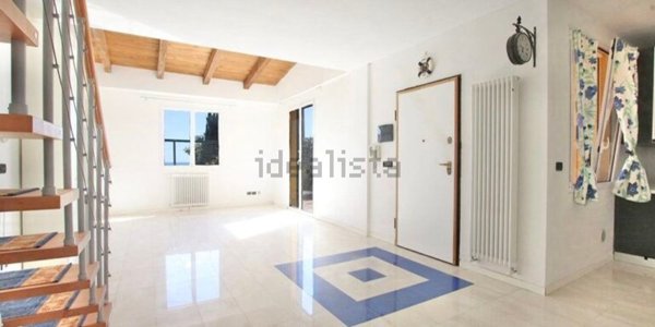 casa indipendente in vendita a Taggia in zona Arma di Taggia